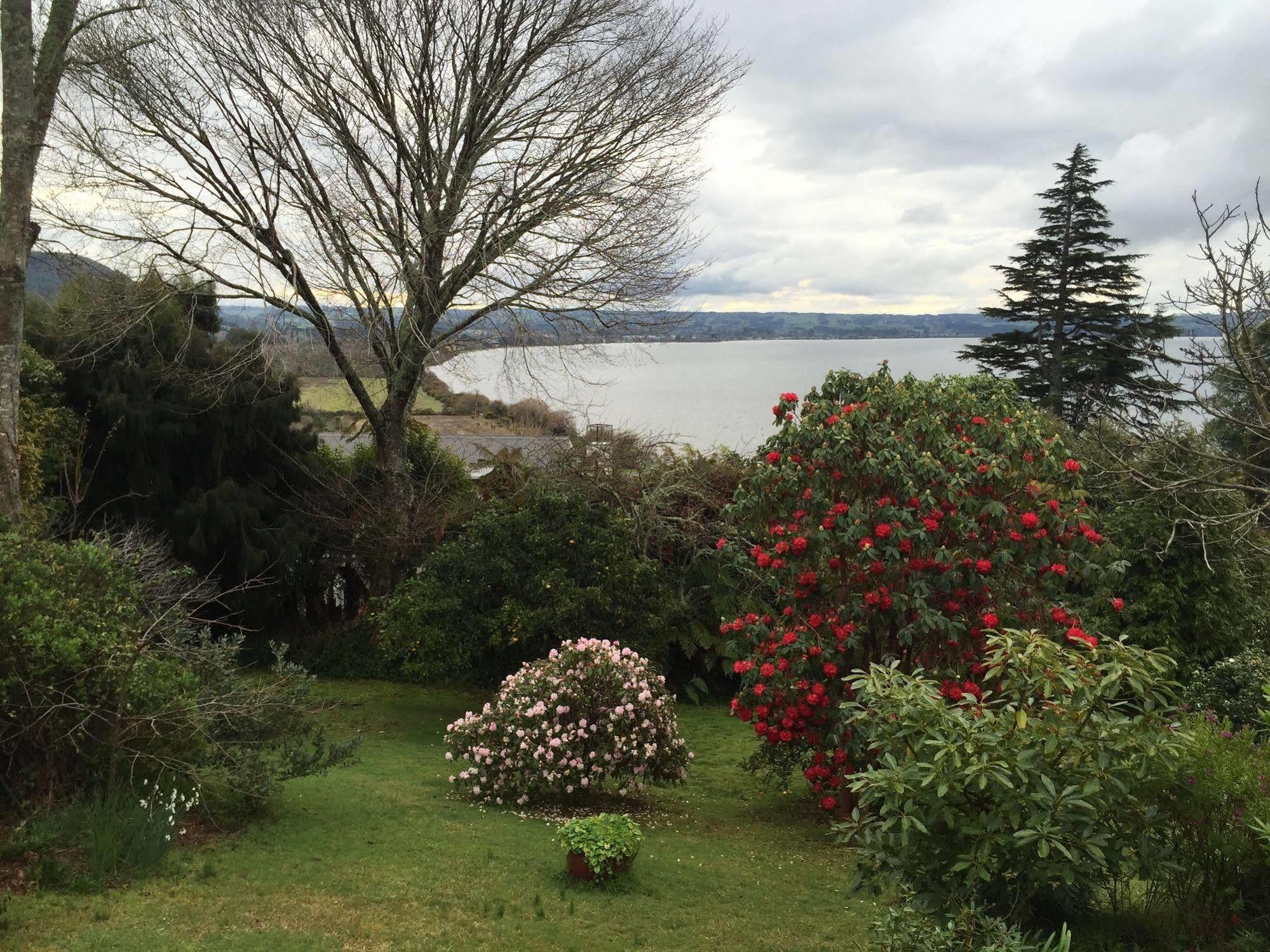 Lakeview Holiday Home Rotorua Luaran gambar